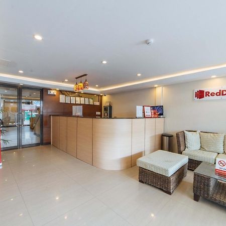 Reddoorz Near Victoria Mall Davao City Esterno foto