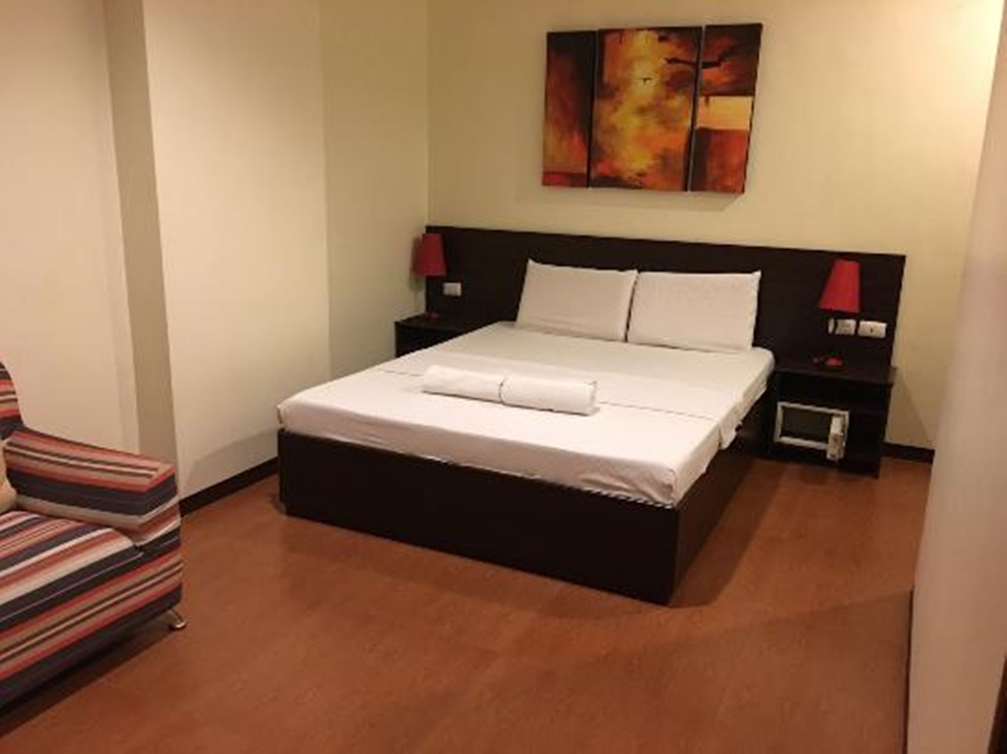Reddoorz Near Victoria Mall Davao City Esterno foto