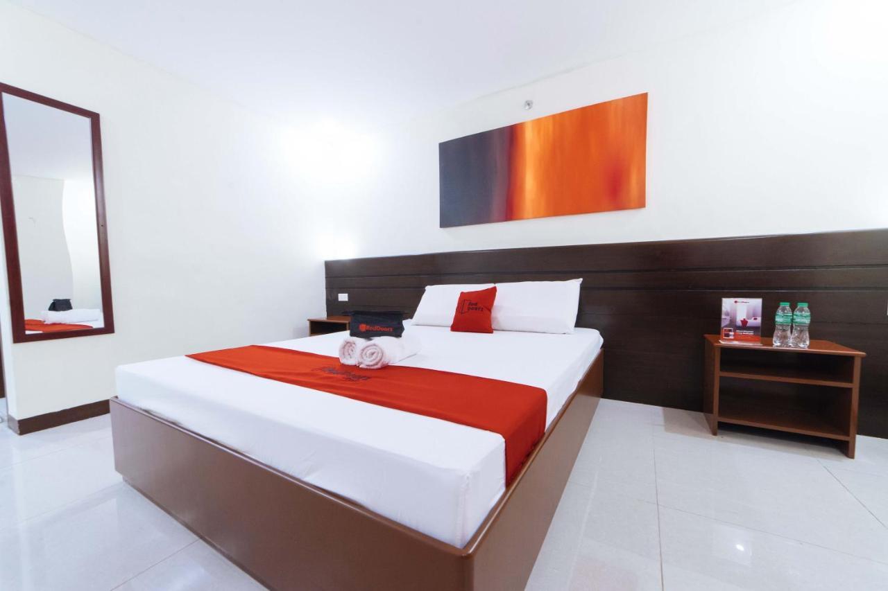 Reddoorz Near Victoria Mall Davao City Esterno foto