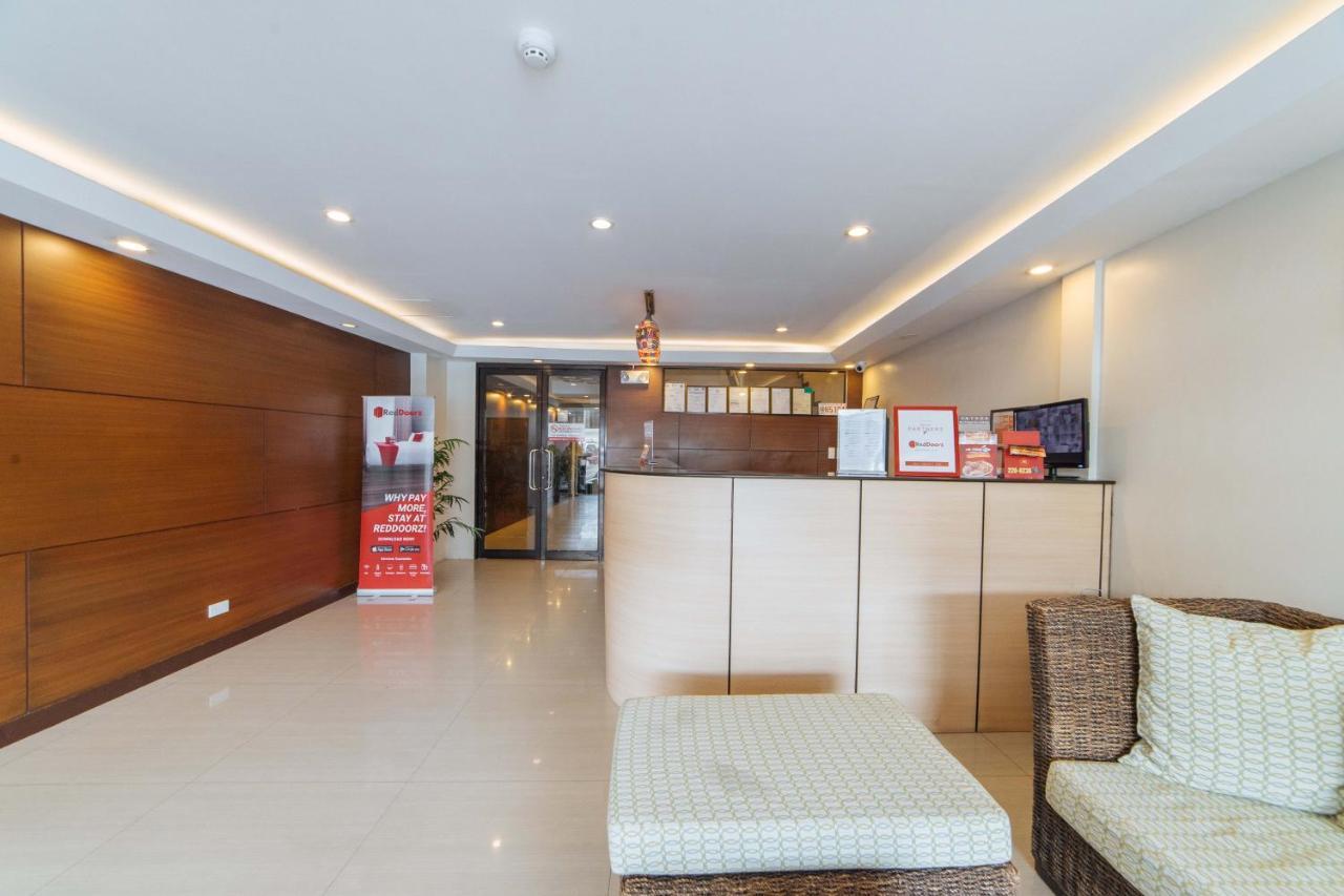 Reddoorz Near Victoria Mall Davao City Esterno foto