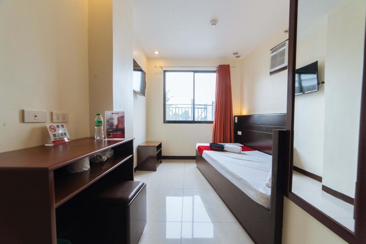 Reddoorz Near Victoria Mall Davao City Esterno foto